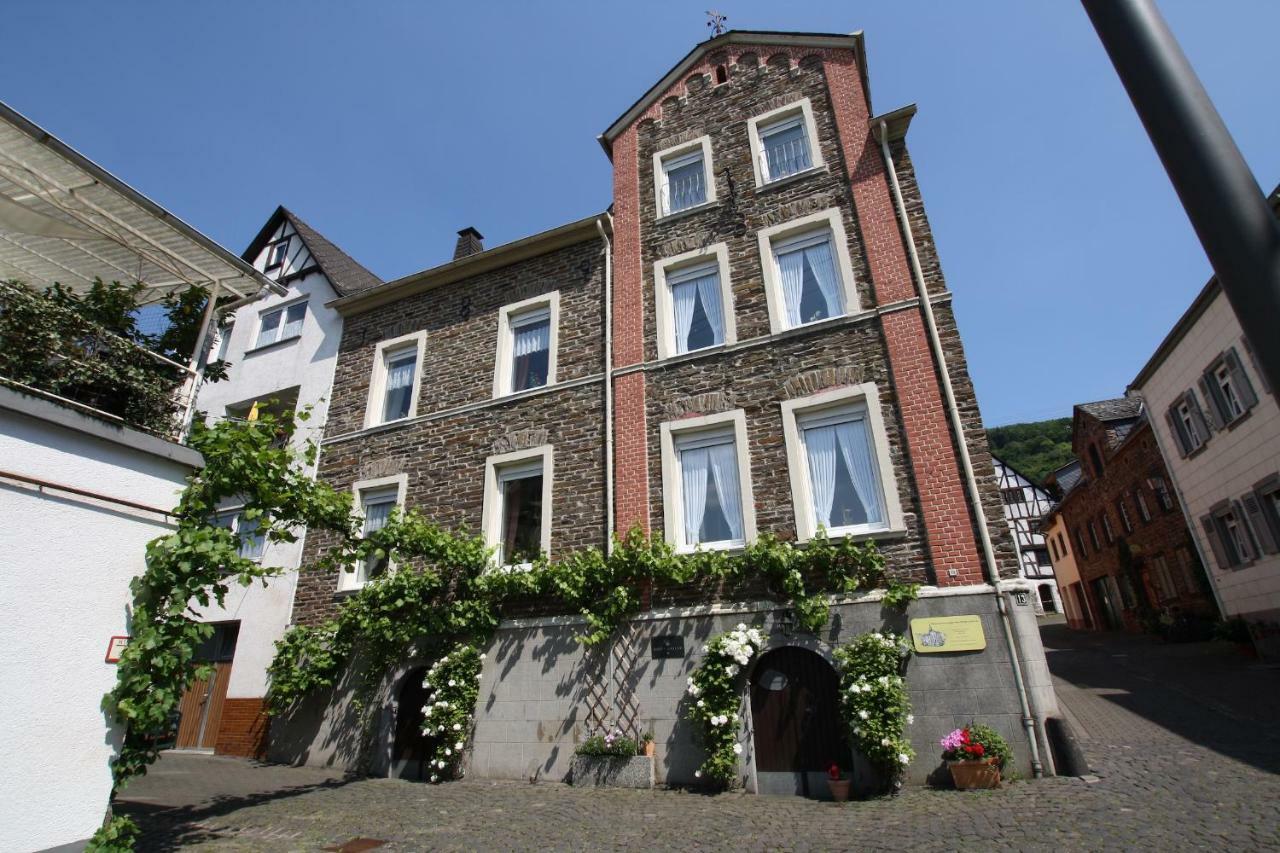 Ferienwohnungen Am Matthiasturm Neef Exterior photo